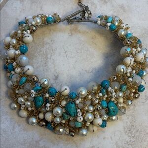 Elegant Beaded Necklace with Turquoise and Gold Accents